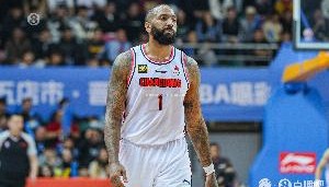 BetVictor伟德-媒体人：广东想防山西的外援是很难的  这个对攻就看能维持多久了